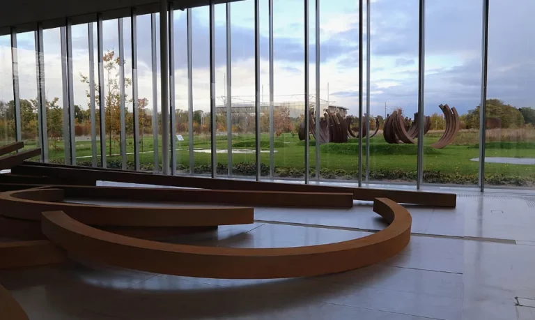 Musée du Louvre-Lens à Lens pour le sélecteur Mes Libertines par ville